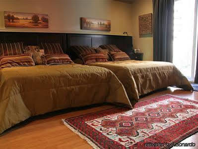 Le Cartier Bed And Breakfast Montréal Esterno foto